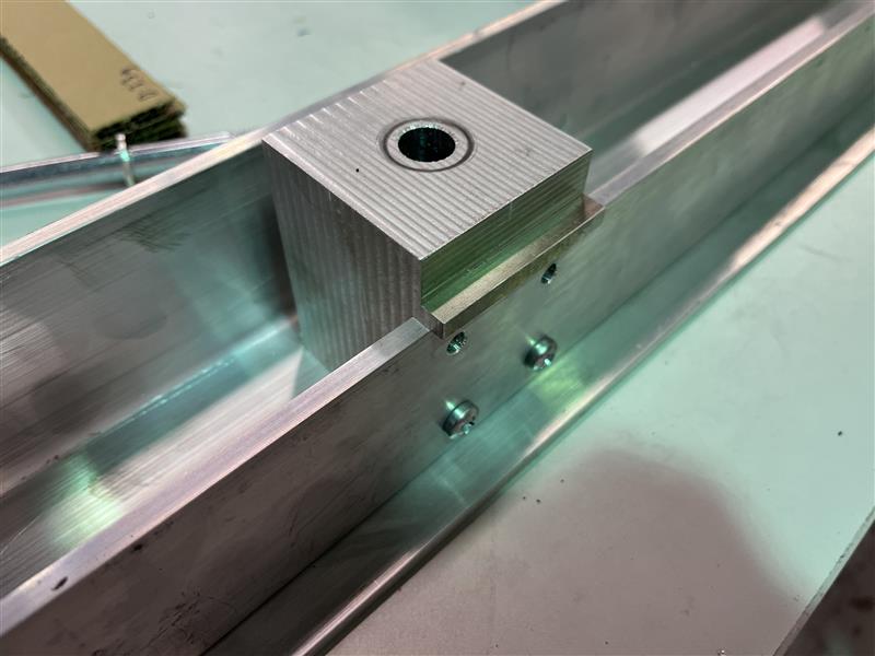 Block machined for environmental sealing test